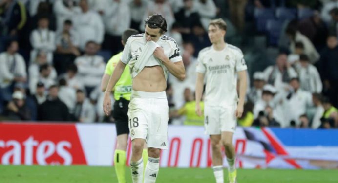 Álvaro Carreras será baja contra el Manchester City por una lesión