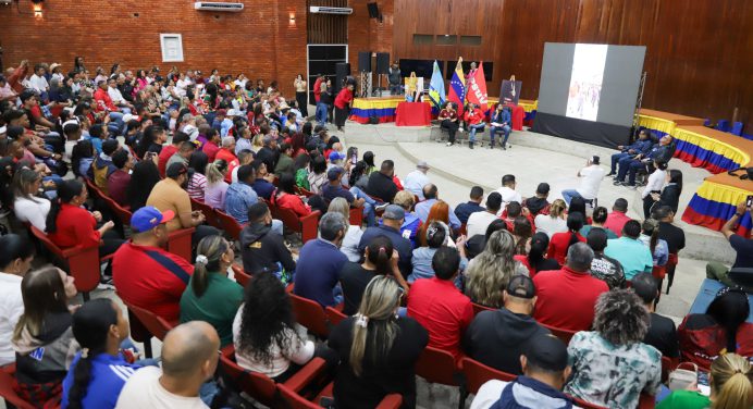 ‎Diputado Arreaza y gobernador Luna sostuvieron encuentro con estructura del Psuv