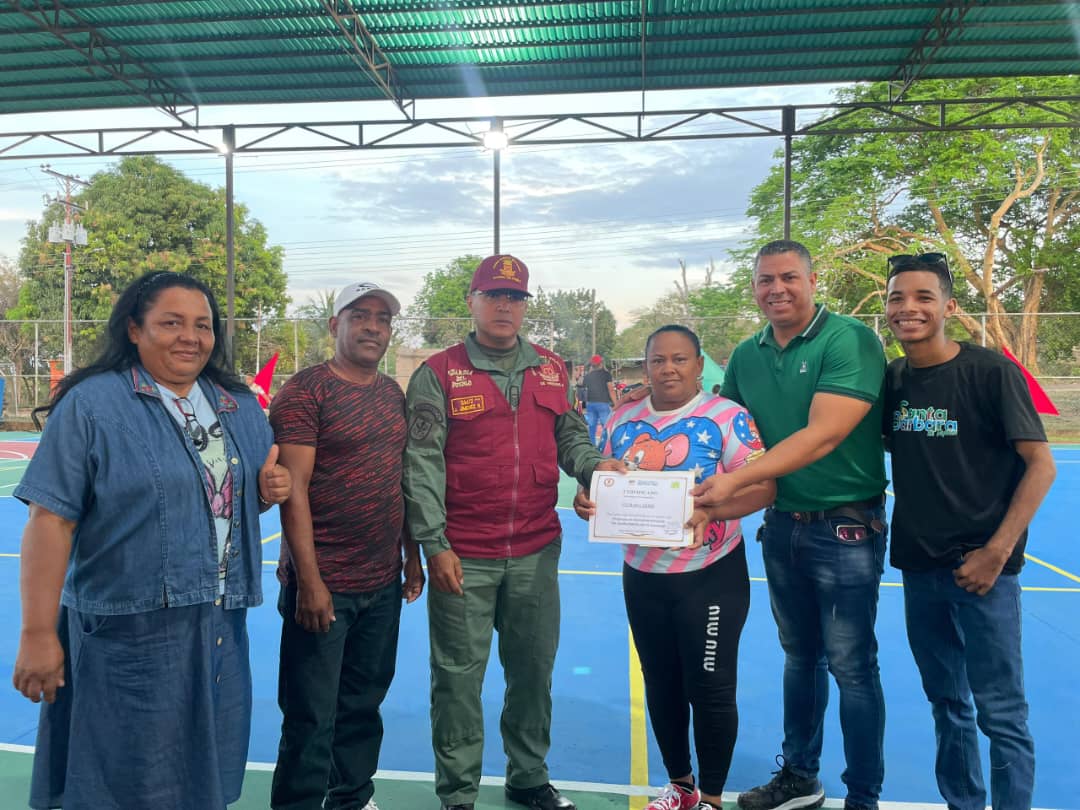 Alcaldesa León entrega primera etapa de la rehabilitación de cancha en Ciudad Caribe 2 cancha2 1