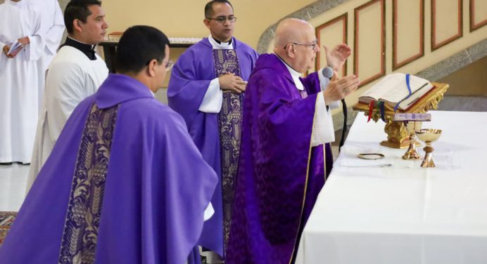 Martes Santo: Entrega total de Jesús y el valor de la fidelidad