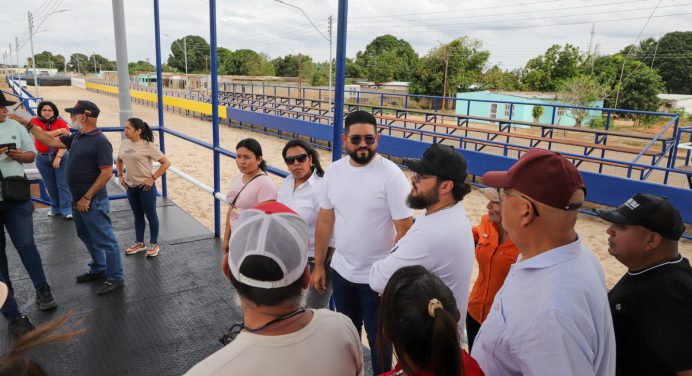 Gobernador Luna supervisa avances de la rehabilitación en manga de coleo de Aguasay