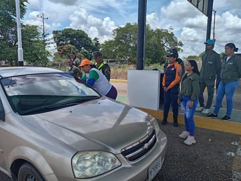 Inatur y Corpoturismo despliegan operativo en balnearios y templos de Monagas 2 corpoturismo2