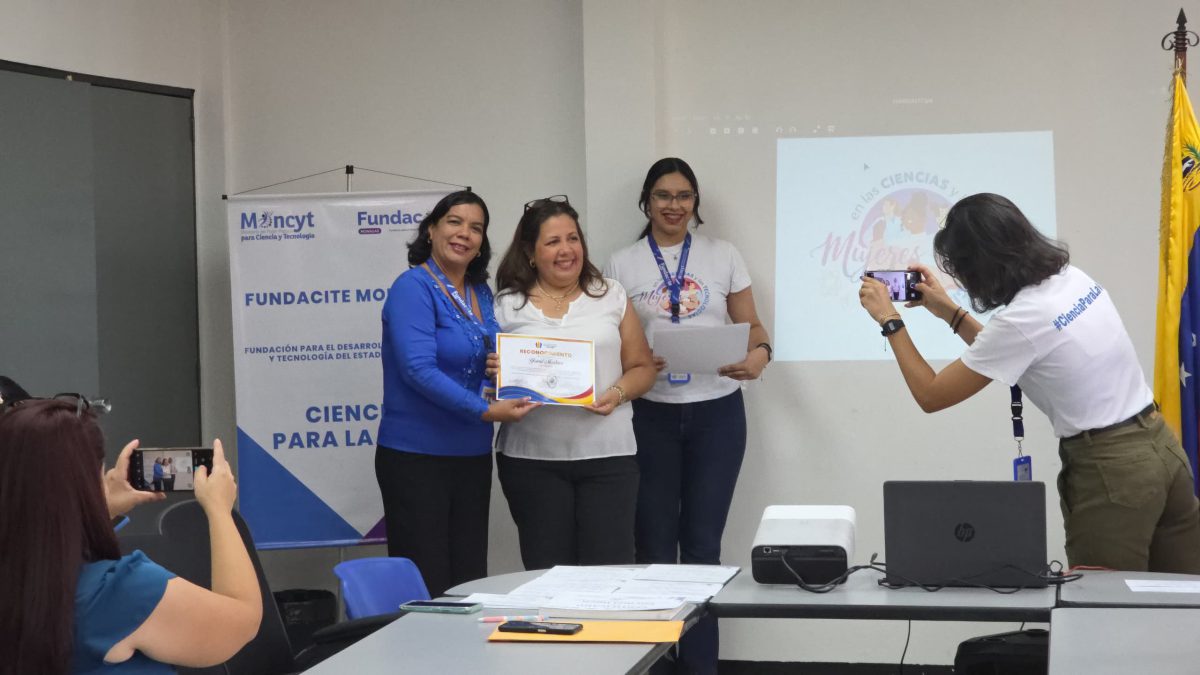 Profesoras de la UPEL-IPM reconocidas por su aporte a la Ciencia y Tecnología 4 docente4