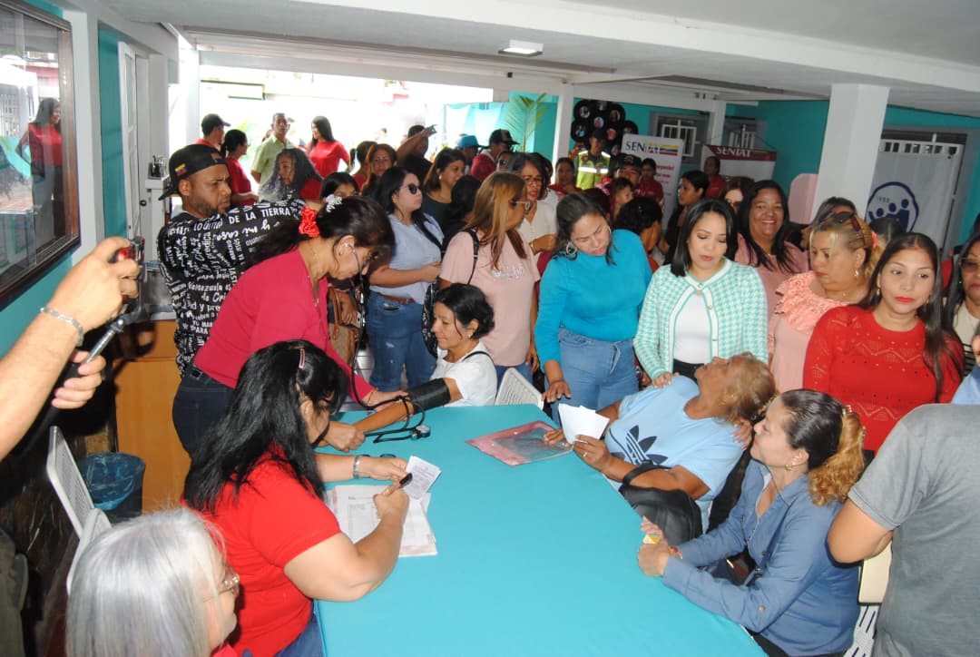 Inauguran el Instituto Municipal de la Mujer y la Familia de Ezequiel Zamora 2 mujer2