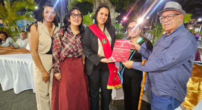 Clsem y Cámara Municipal conmemoran los 272 años de Santa Bárbara de Tapirín