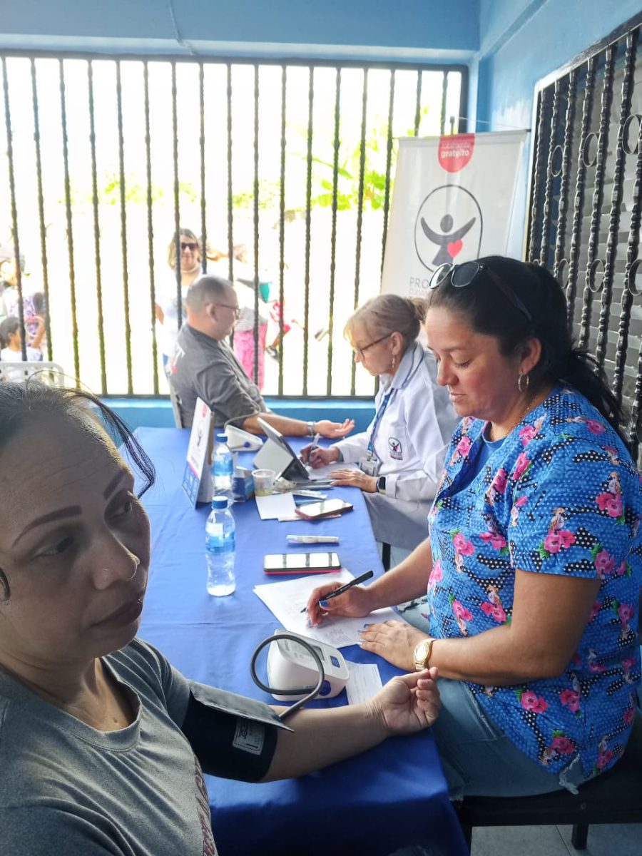 Conciencia ciudadana realiza jornada médico Odontológica en Santa Elena de Las Piñas 4 santa elena3