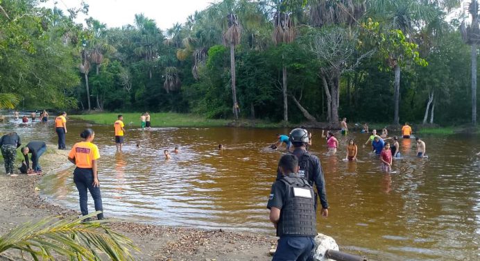 En Monagas temporadistas disfrutan en balnearios con seguridad garantizada