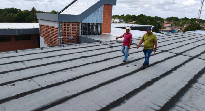 Gobernador Luna realiza recuperación integral de la Unesr Maturín