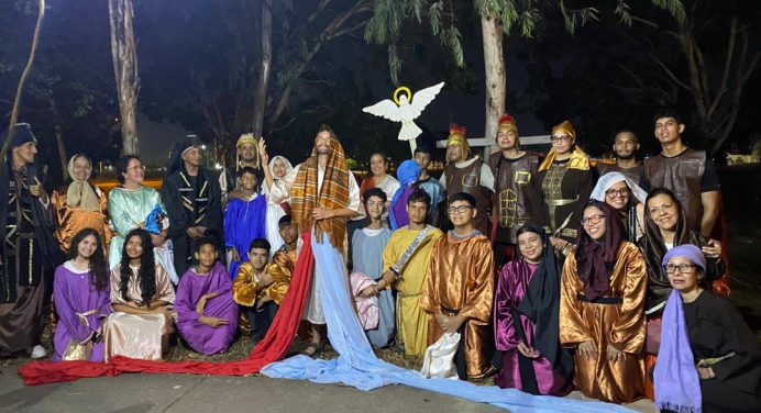 Fe y amor vivió la comunidad de Laguna Paraíso en su viacrucis