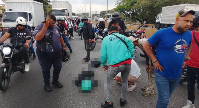 Murió mujer de 31 años en accidente ocurrido en el distribuidor Los Samanes