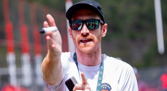 Fernando Aristiguieta renuncia como entrenador del Caracas FC