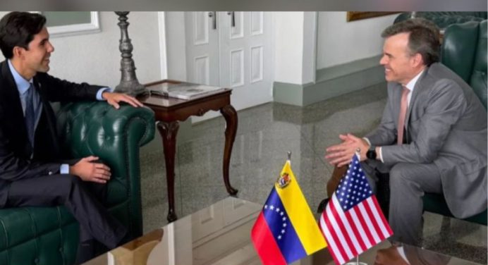 John Barrett llega a Venezuela como nuevo encargado de negocios de EE. UU.