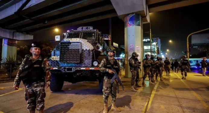 Perú extiende estado de emergencia en Lima y el Callao por 60 días