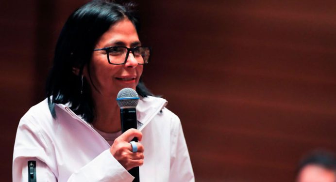 Presidenta (E) Delcy Rodríguez rechaza programa de endeudamiento del FMI