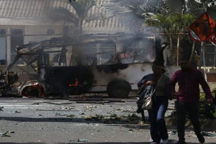 ataque con explosivos