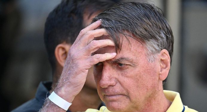 Revisión judicial: El Congreso brasileño reduce la pena al expresidente Bolsonaro
