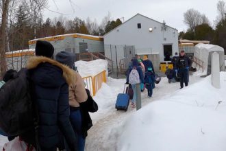 migrantes irregulares