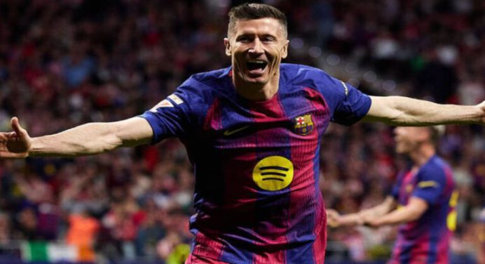 Lewandowski enfila al Barcelona a nuevo título de liga