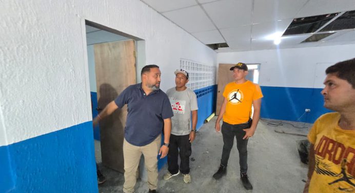 Alcalde Daniel Monteverde inspecciona construcción del módulo policial en Potrerito