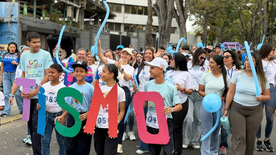 Alcaldía de Maturín realizó caminata azul para la concienciación sobre el autismo 3 azul3