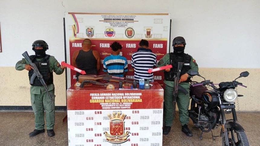 Banda Negro Mosqueda