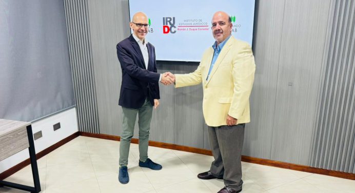 Clase abierta IEJRDC–UCAB impulsa formación jurídica