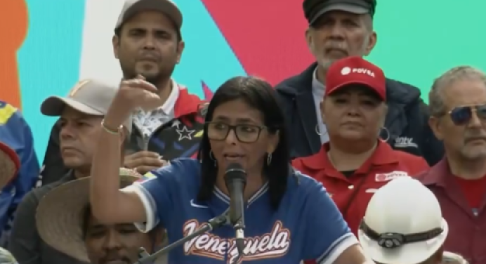 Presidenta (e) Delcy Rodríguez ajusta ingreso mínimo integral a 240 dólares (+video)