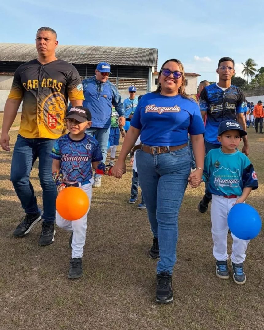 En Santa Bárbara inauguran la XI Copa de Oro Prejunior 2026 de Criollitos de Venezuela 1 desfile