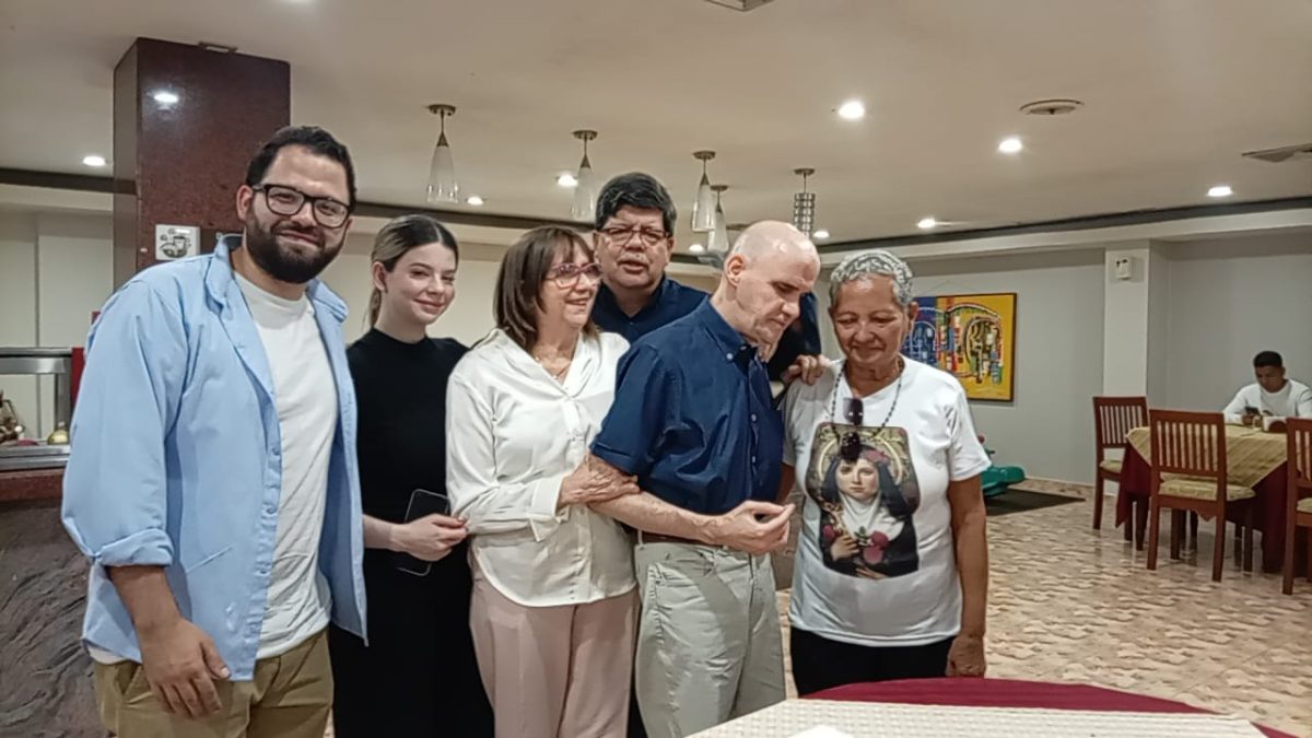 Hotel Luciano Junior arribó a sus 28 años celebrando en familia 2 familia1 1