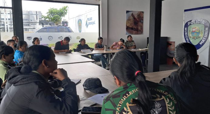 Personal de Polimaturín fortalece sus conocimientos en redacción y ortografía