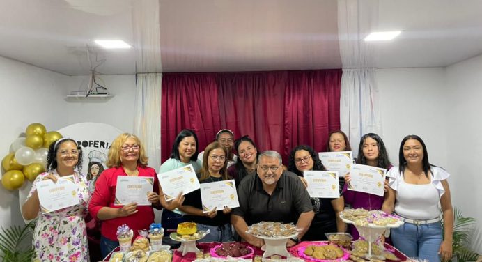 El Iemfa certifica 150 mujeres monaguenses en cursos de artes y oficios