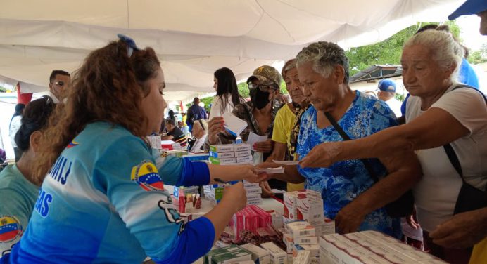 Sistema de Misiones brinda 10 mil 511 atenciones en jornada social en El Furrial