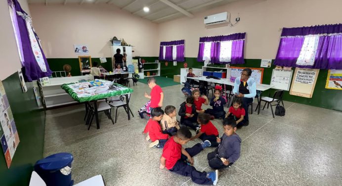 Gobierno Popular renovó el preescolar «Ruth Ydrogo» en El Furrial