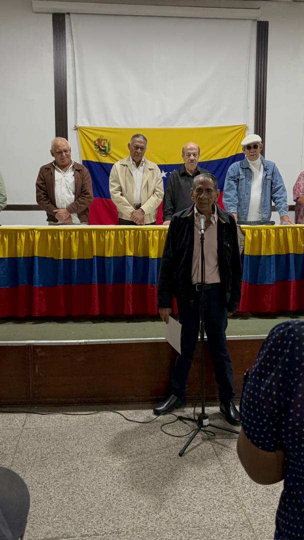 Entregado el VIII Reconocimiento ciudadano en el Colegio de Médicos 12 rec14