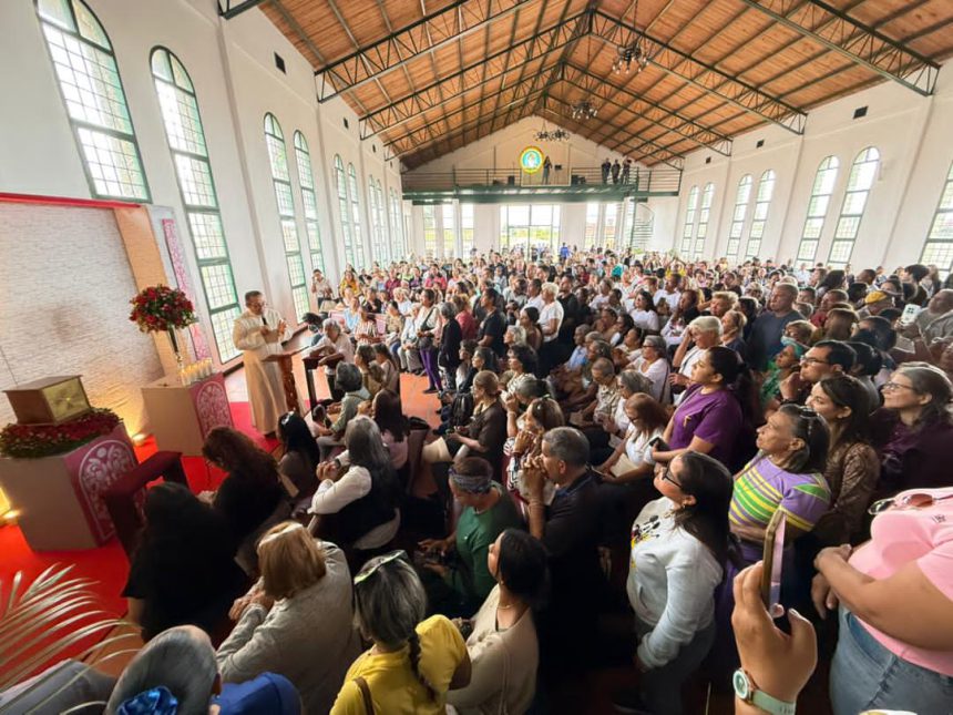 Monaguenses acuden con profunda devoción a la tradicional Ruta de los 7 Templos 1 ruta