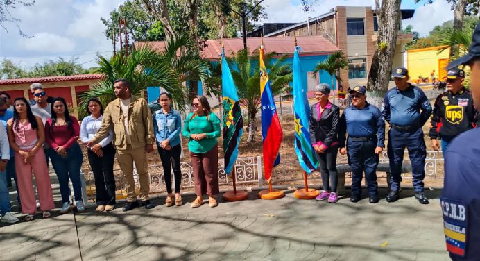 Santa Bárbara se viste de patriotismo en los 216 años del primer paso de la Independencia