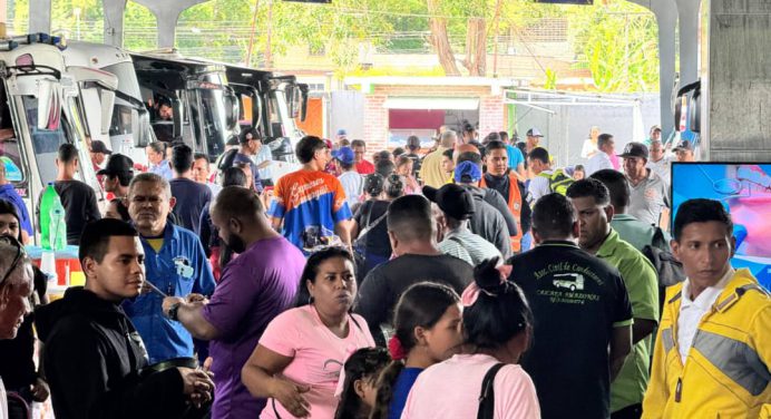 Más de 32 mil personas se movilizaron por el Terminal de Maturín durante la Semana Mayor