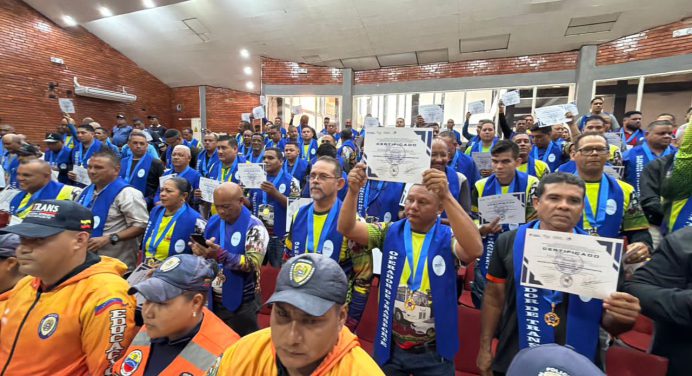 Certifican a 120 transportistas en materia de manejo defensivo en Monagas