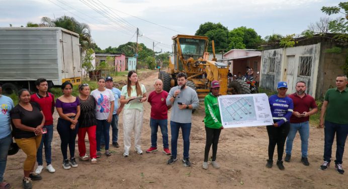 Gobernación y Alcaldía inician rehabilitación de más de 3 kilómetros de vialidad en El Soberano
