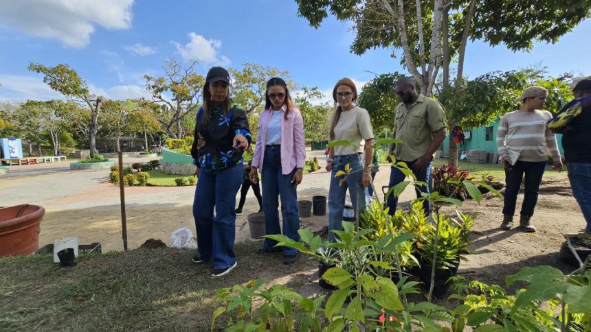Viceministra de Ecosocialismo, Teresa Carrasquel visita el parque La Guaricha 1 Viceministra