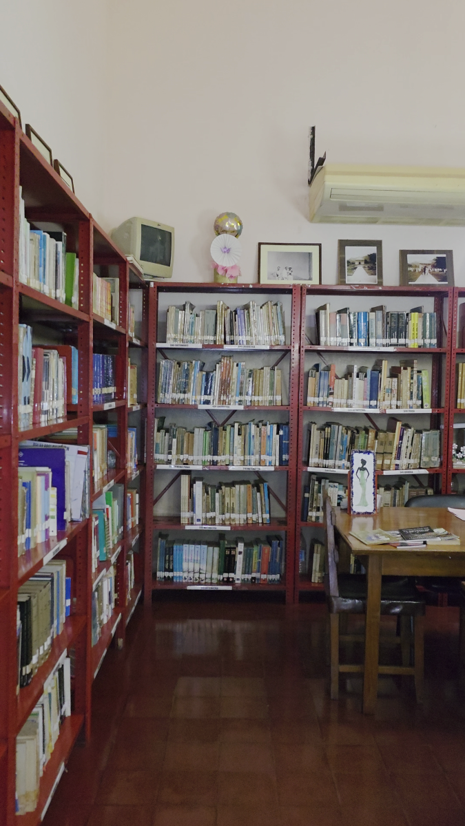 Biblioteca William Henry Phelps: Un faro de luz y conocimiento en San Antonio de Capayacuar 3 Biblioteca William Henry Phelps de San Antonio de Capayacuar.