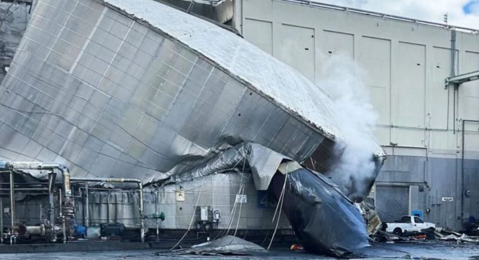 Explosión en una fábrica de papel en EEUU deja 11 muertos