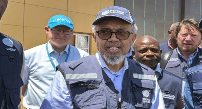 Tedros visita el epicentro de la epidemia del ébola en la RD del Congo