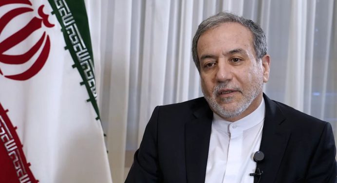 Irán exige una reforma profunda de la ONU, declara el canciller iraní
