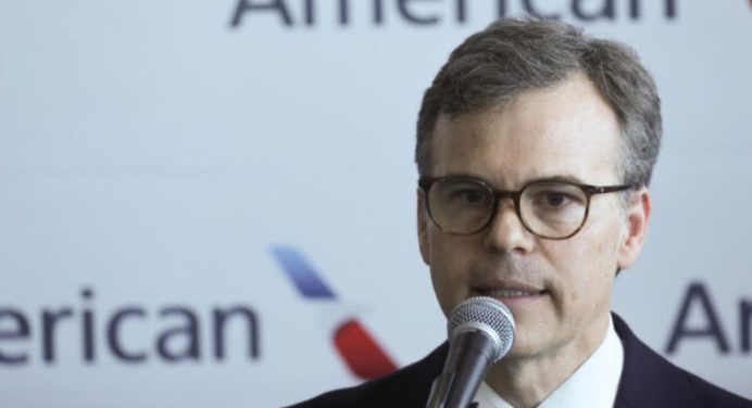 Impulso económico: John Barrett se reúne con el equipo de ExxonMobil y Medtronic