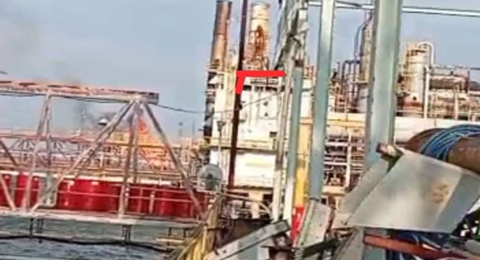 Reportan incendio de Planta Lamargas en Centro del Lago