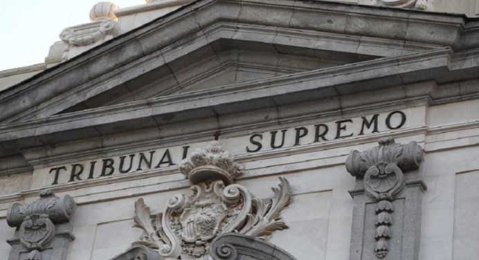 Supremo español: La regularización de inmigrantes continúa sin interrupciones