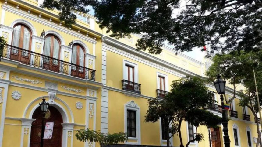 Venezuela rechaza las declaraciones provocadoras del presidente de Guyana 1 Guyana