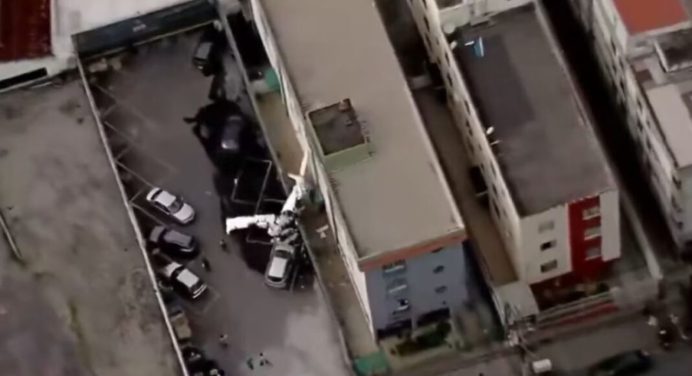 En Brasil una avioneta se estrella contra un edificio dejando dos muertos y tres heridos