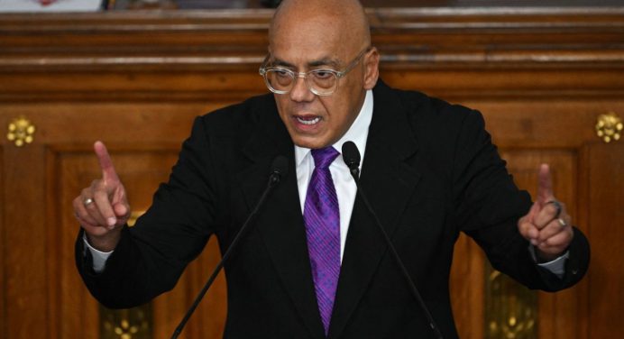 Jorge Rodríguez: Son 300 nuevas liberaciones entre ellos policías metropolitanos